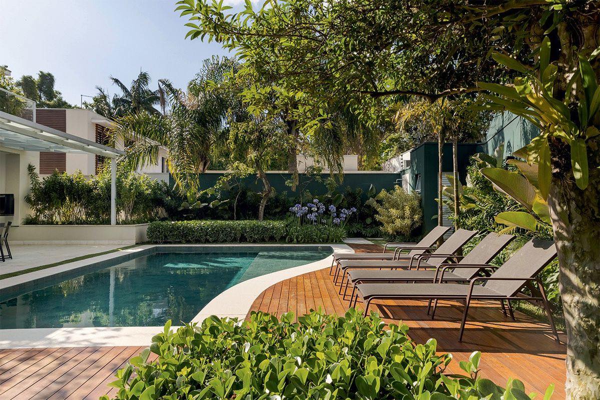 Thiết kế sân vườn hiện đại